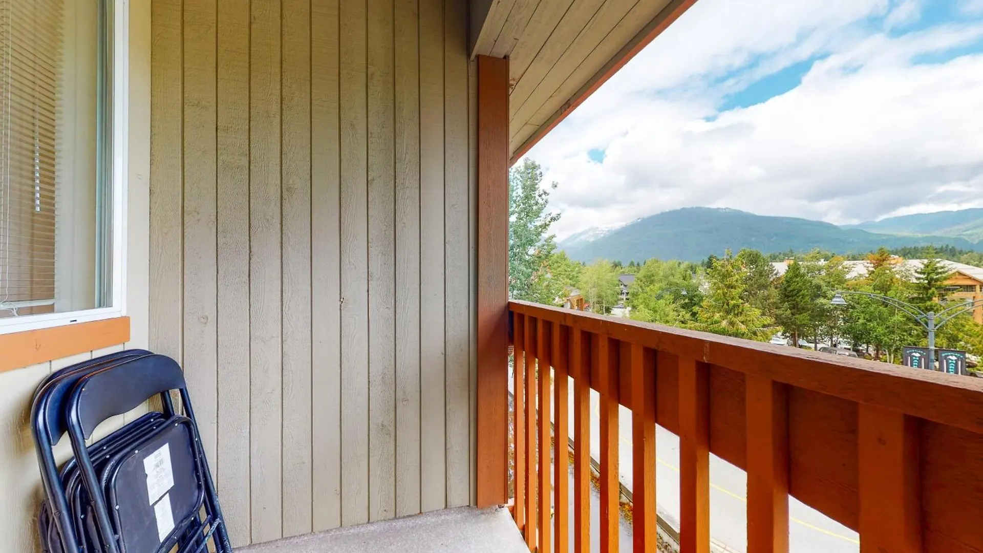 Marketplace Lodge Whistler