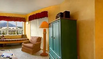 Marketplace Lodge Whistler Apartment