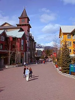 Marketplace Lodge Whistler 0*,